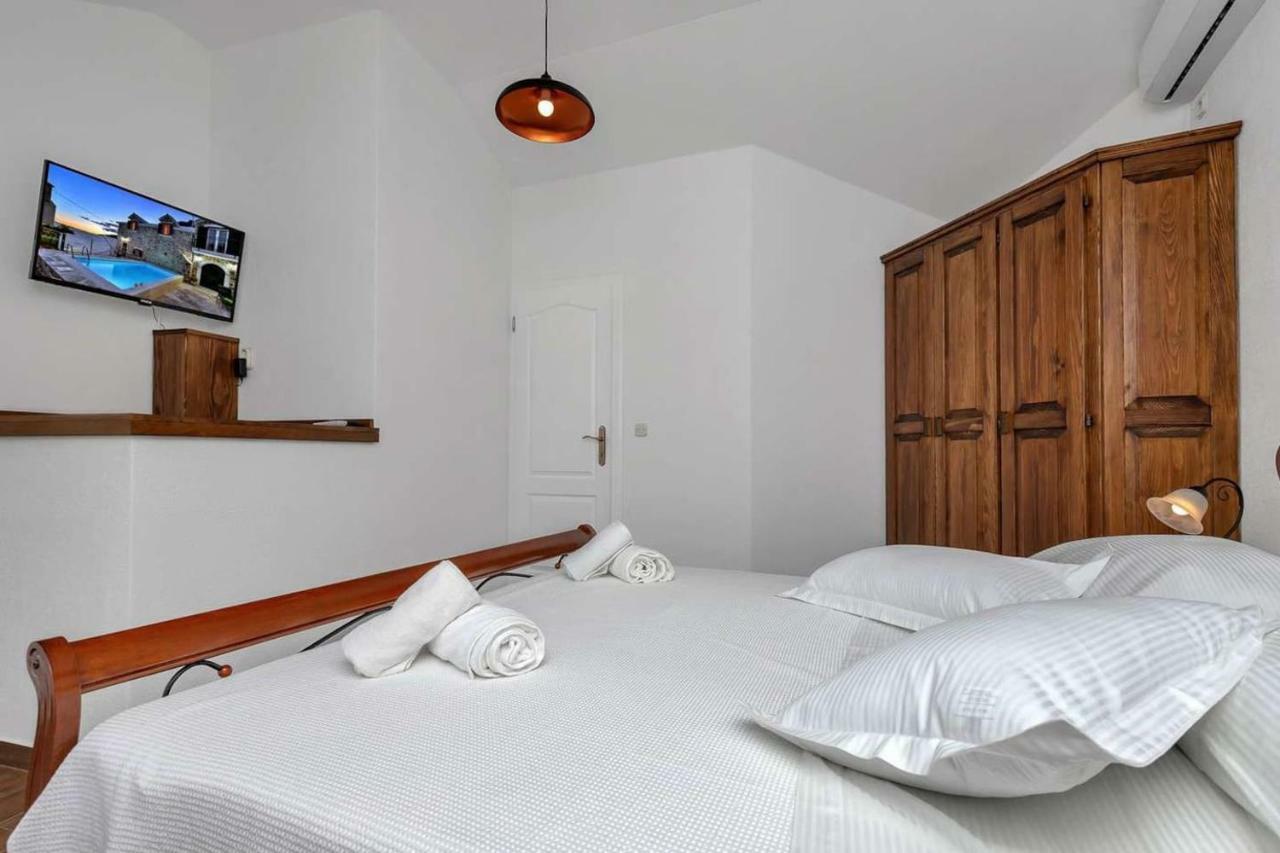 Luxury Villa Topolina Baška Voda Buitenkant foto